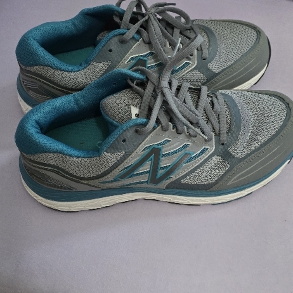 New Balance Gray and Teal Women's Shoes 1340 V3 Sz 9 Widw 2e